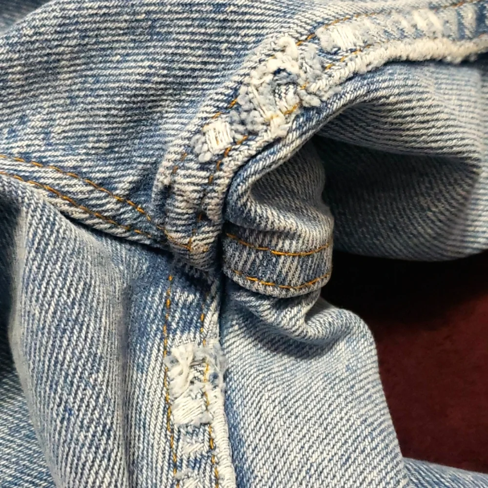 RARE!! Vintage Plus Size Chic High Waist Faded Light Wash Curvy "Mom" Jeans - Picture 11 of 11